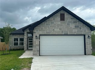 2591 Dove Crossing Ln, Navasota, TX 77868