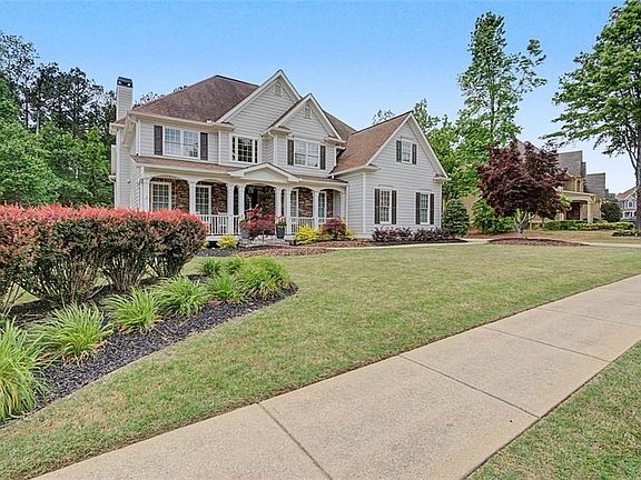 4th image of 161 Oakwind Point