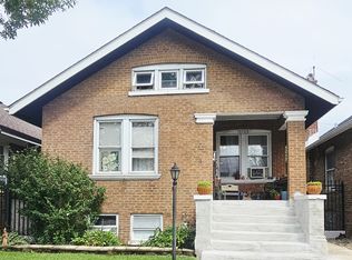 5725 S Troy St, Chicago, IL 60629