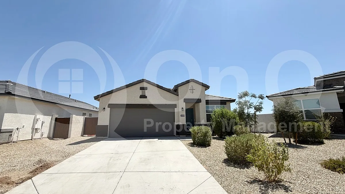 5 bed, 3.0 bath, 1866 sqft, $2,140 — Photo 1