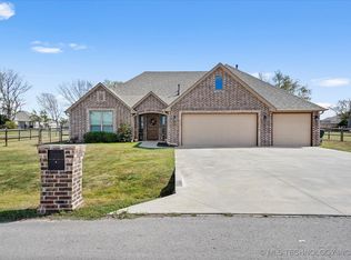 14243 N 72nd Ave E, Collinsville, OK 74021