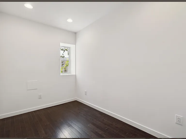 3149 Agate St — Photo 4