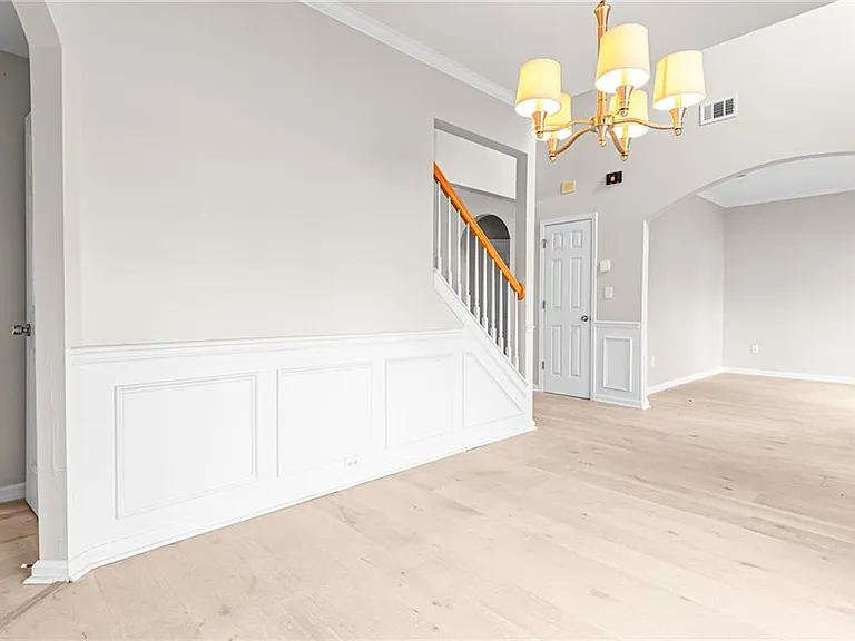 2030 Brook Meadow Dr — Photo 7