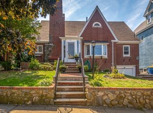 10 Floyd St, Winthrop, MA 02152