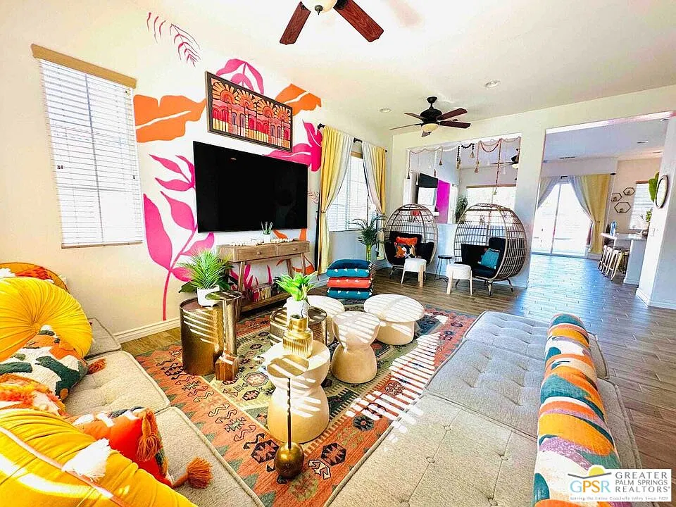 3 bed, 2.0 bath, 1720 sqft, $7,995 — Photo 4