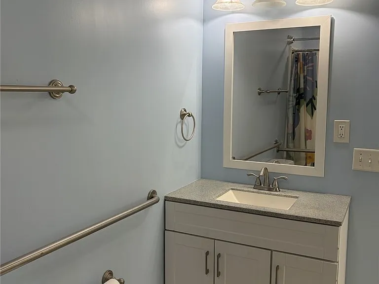 1113 Rochester Rd — Photo 27