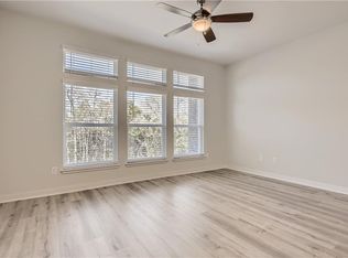 605 W South St #311, Leander, TX 78641