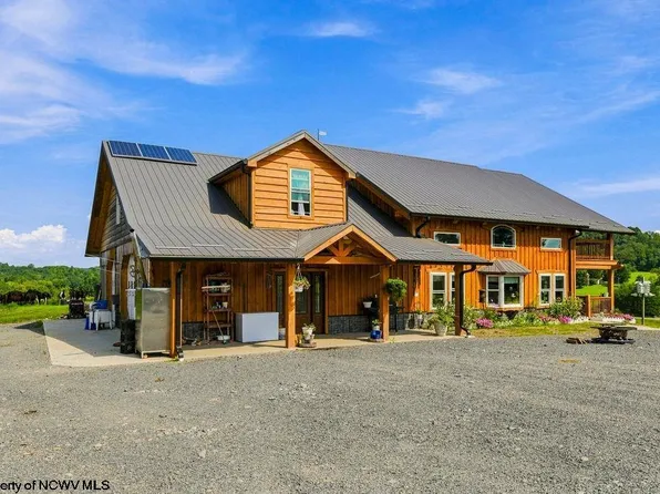 9421 Morgantown Pike, Philippi, WV 26416