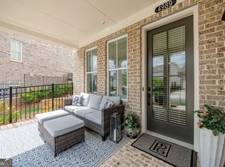 4989 Sealy Cir, Peachtree Corners, GA 30092
