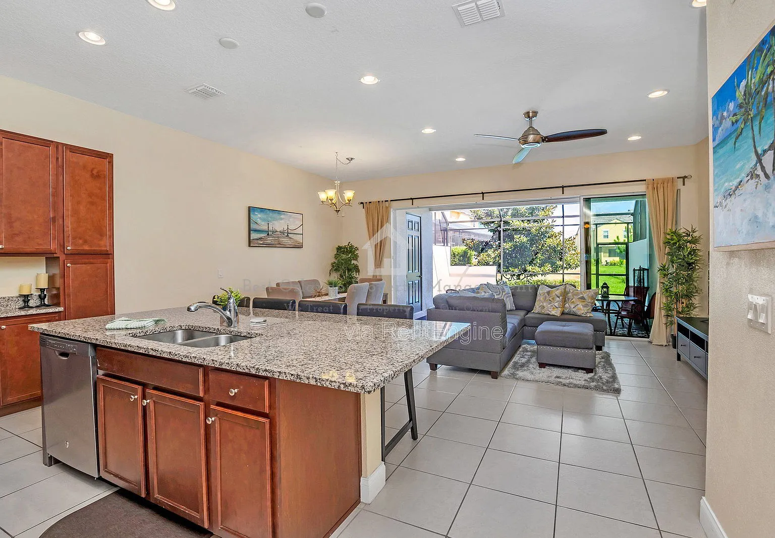 4 bed, 5.0 bath, 2094 sqft, $2,525 — Photo 4
