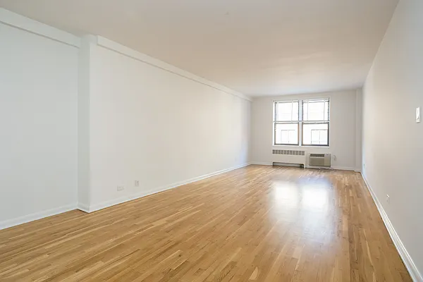 Rented by Compass | media 14