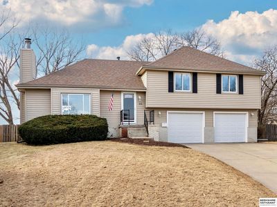 606 N 152nd Cir, Omaha, NE, 68154