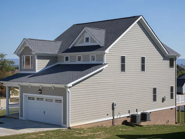 9 N Windsong Ct, Fishersville, VA 22939