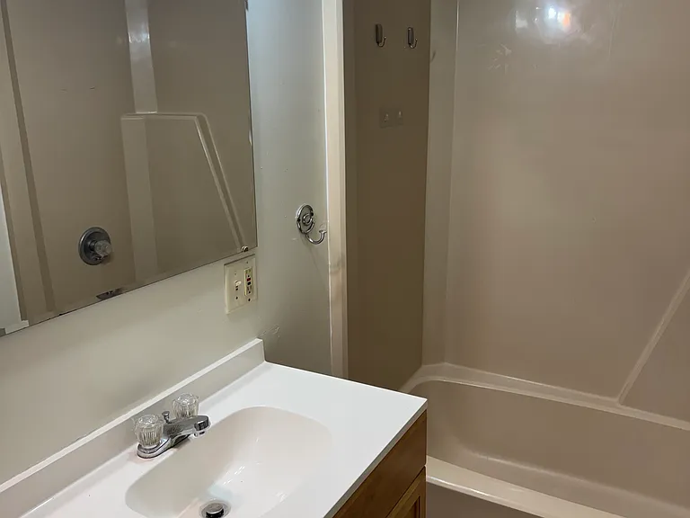 311 W Morgan Ave #309 — Photo 7