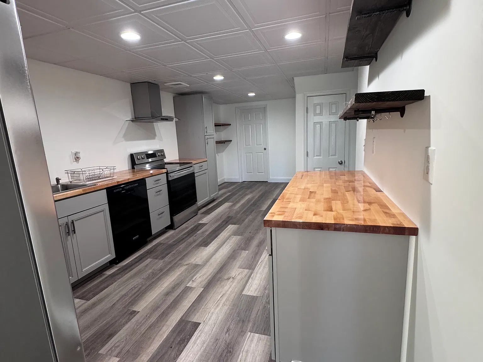 1 bed, 1200 sqft, $1,800 — Photo 4