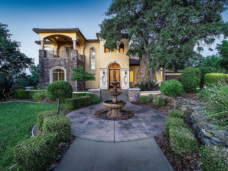 1st image of 2939 Capetanios Dr