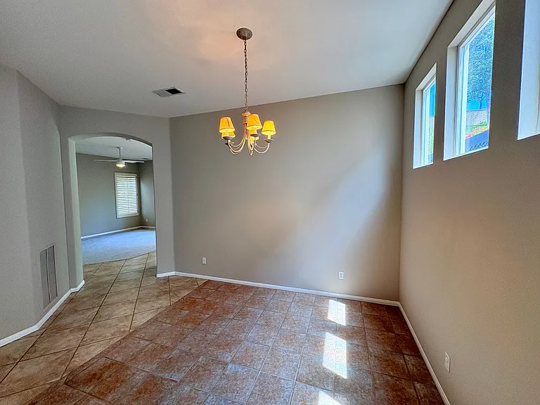 5216 Timber Branch Way — Photo 4
