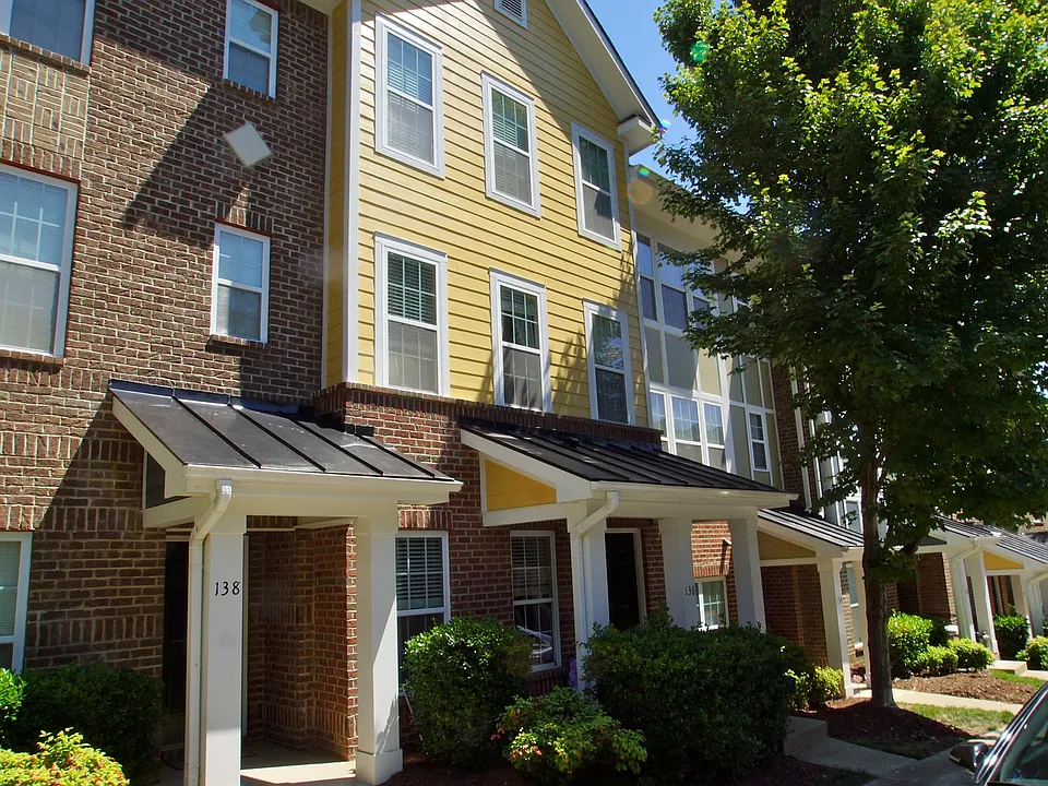 136 Dove Cottage Ln