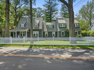 2 Clearview Ave, Norwalk, CT 06851