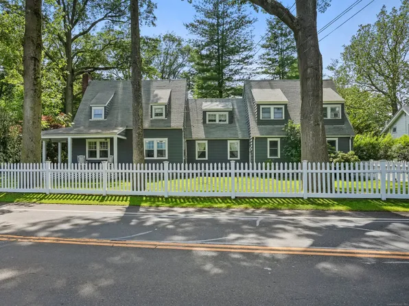 2 Clearview Avenue, Norwalk, CT 06851