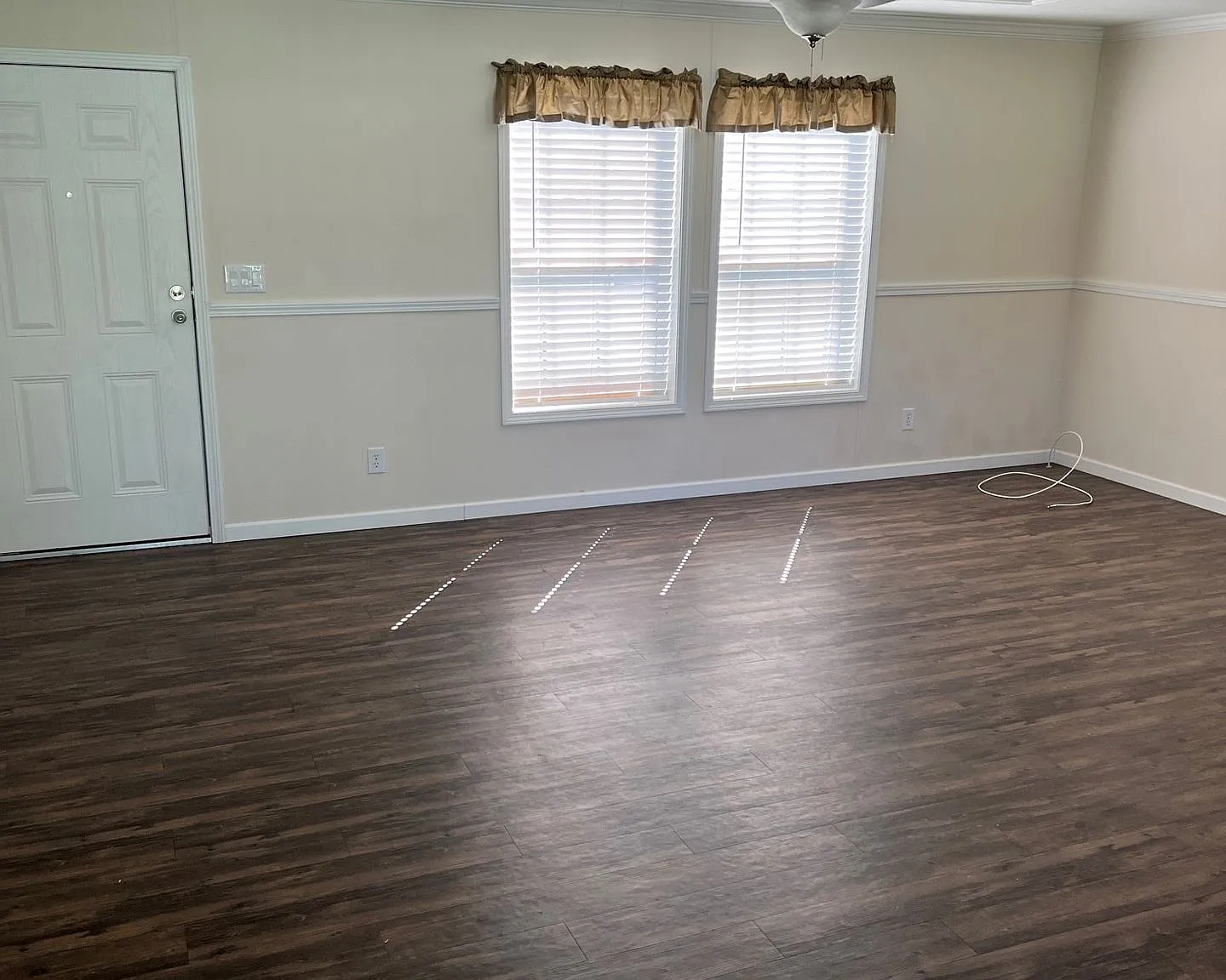 Centrally Located, 3/2 Manufactured Home For Rent in Port Orange! — Photo 3