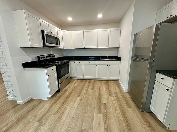 3rd image of 320 & 322 Hughes St #322A