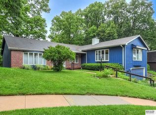514 Ridgewood Dr, Bellevue, NE 68005