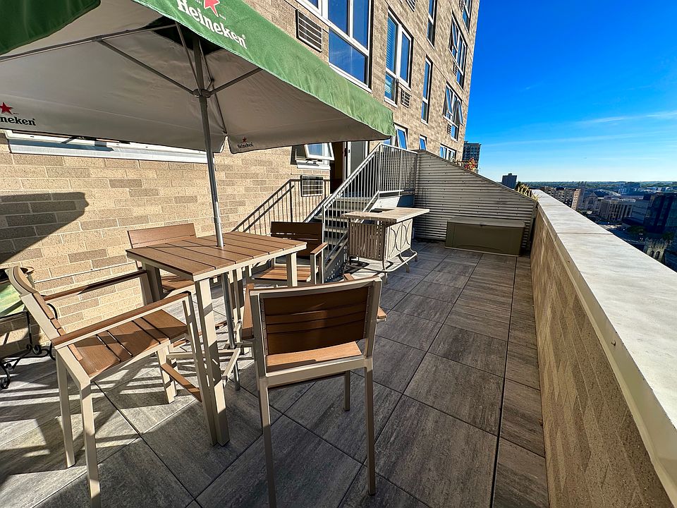 Your very own 300 sq. foot PRIVATE deck on the 15th floor (one of the largest private decks in downtown Minneapolis!)