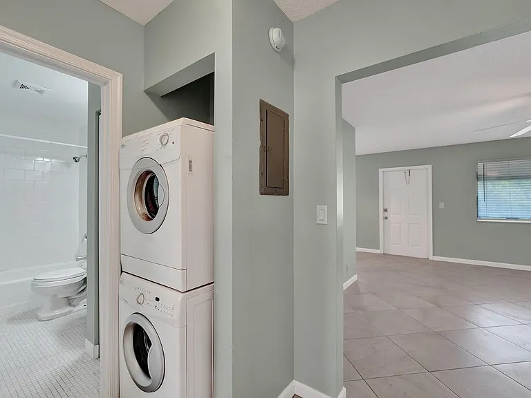 1250 Miami Rd #11 — Photo 30