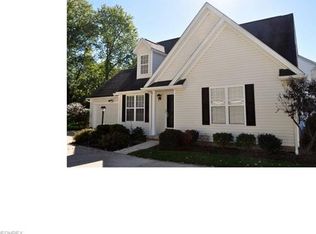 1147 Glencove Commons Dr, Brunswick, OH 44212