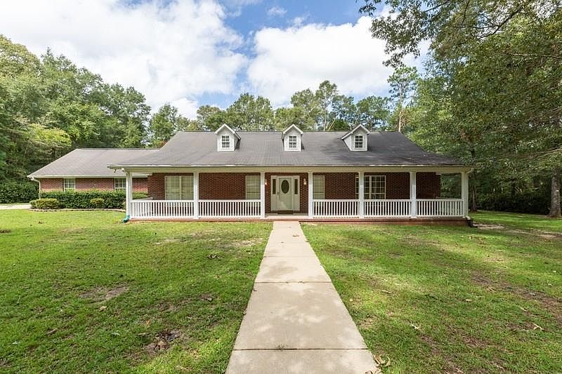 1st image of 6128 Hacienda Ln