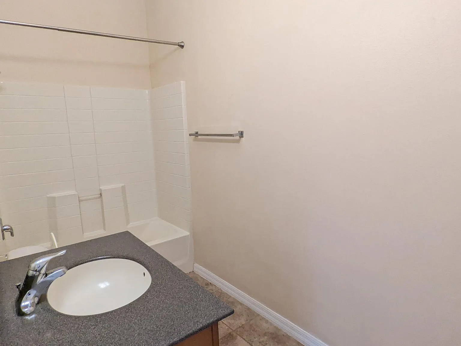 5526 Indigo Crossing Dr — Photo 4