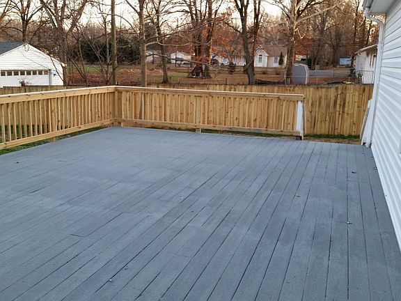 Large wrap around deck 