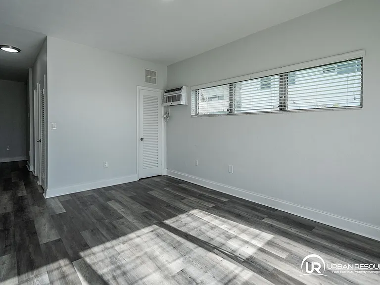 7927 East Dr #260 — Photo 13