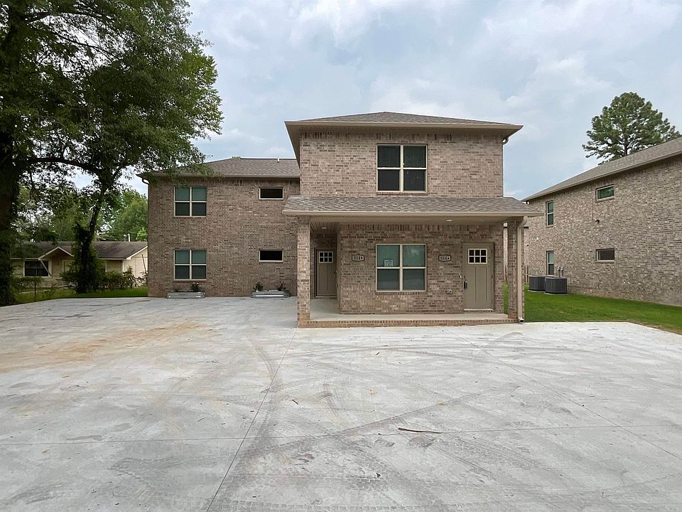 1st image of 814 A & B W Trickey Ln