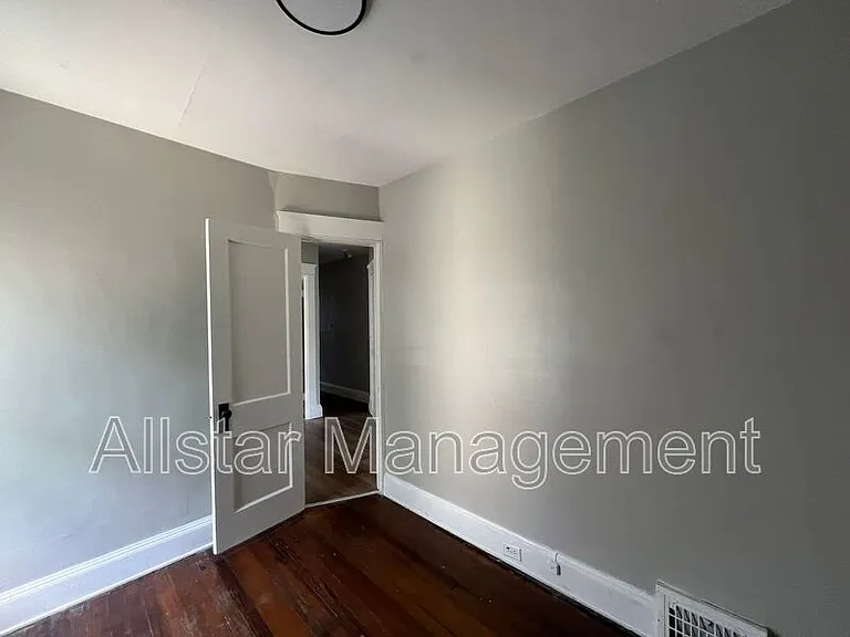 8201 Denison Ave #DENISON AVENUE 8201 — Photo 18