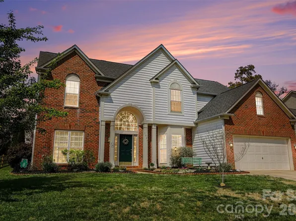 7924 Fairmeadows Dr, Charlotte, NC 28269