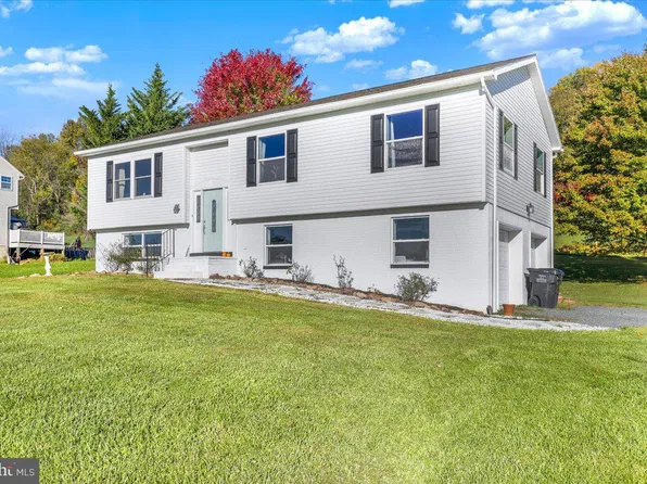 355 Furnace Rd, Birdsboro, PA 19508
