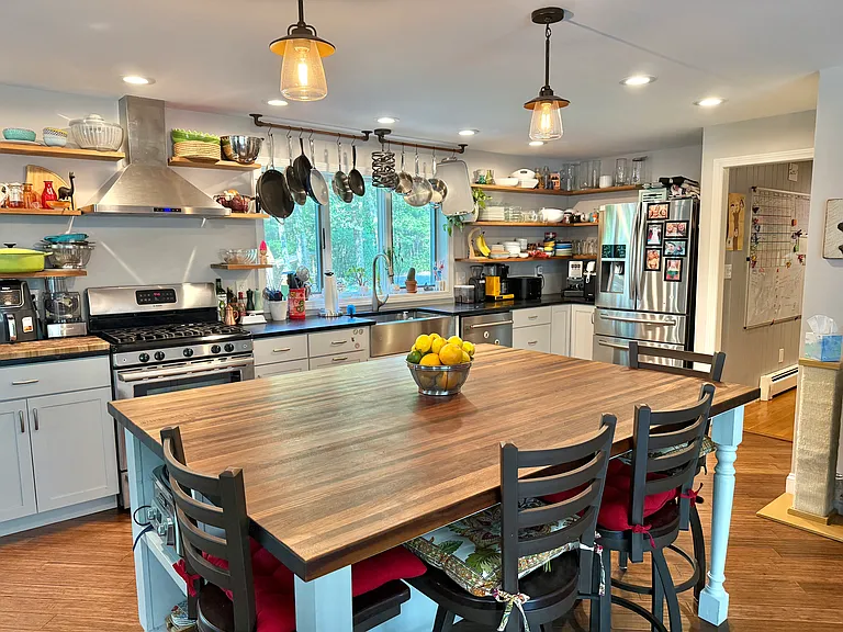 27 Partridge Ln — Photo 2