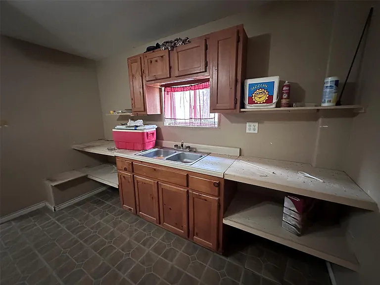 1204 County Road 408 — Photo 19