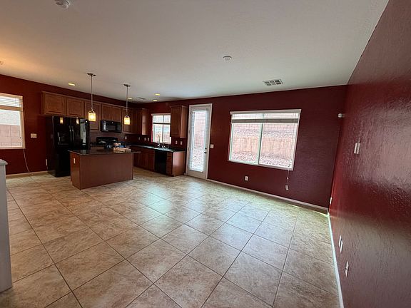 4th image of 7341 Chesapeake Cove St