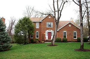 2nd image of 254 Applewood Dr