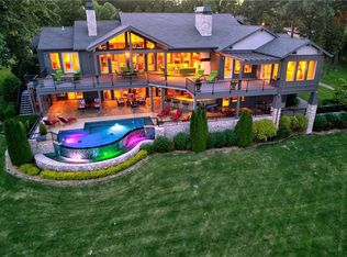 2163 Upper Waterfall Rd, Grove, OK 74344