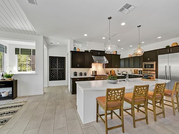 The Serendipity - Kitchen