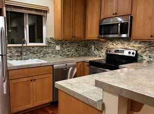 9216 35th Ave SW, Seattle, WA 98126