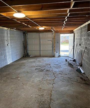 3rd image of 607 N Salcedo St