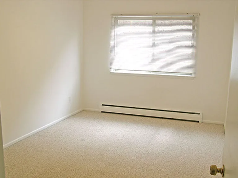 1565 Saint Paul Ave #1575 — Photo 4