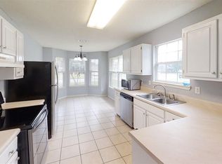 4009 Lochmoor Dr, Pensacola, FL 32506