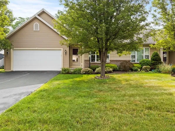 16 Angela Villa Ln, Rochester, NY 14626