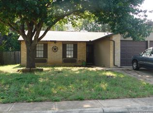 5911 Cliff Ridge Dr, San Antonio, TX 78250